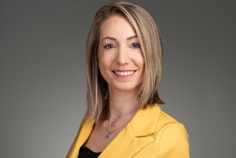 Vastag-Sugár Melinda, Házkezelő, behajtás at Pyramidon Property Management - Professional portrait